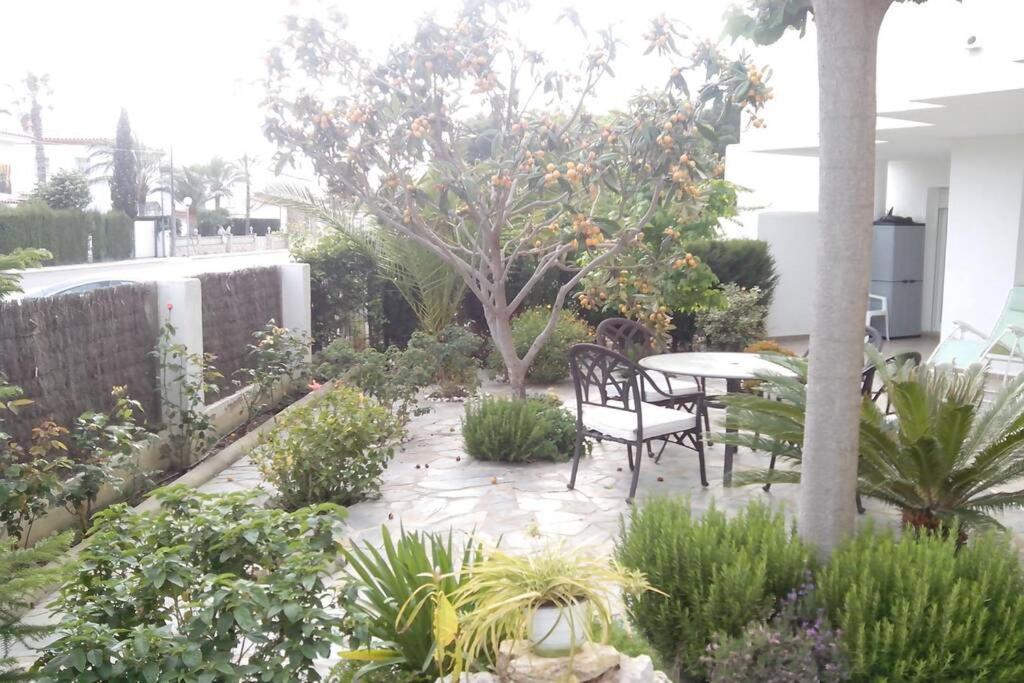Bonito Apartamento De 3 Hab. Con Jardin Roses Kültér fotó